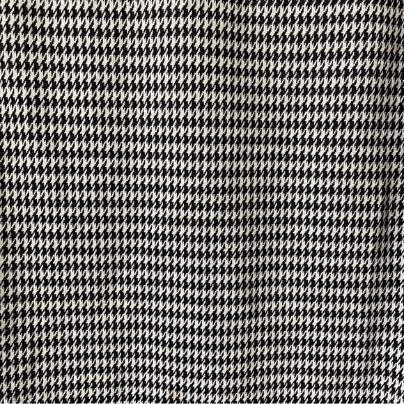 Houndstooth Shacket - Picture 6 of 7